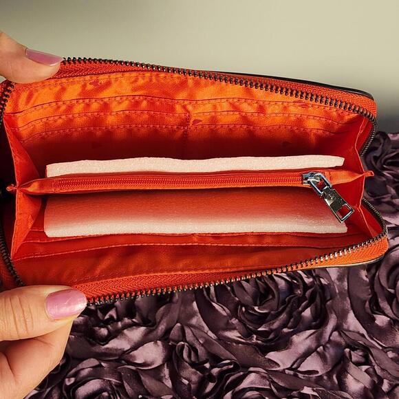 LOULU BIFOLD ZIPPER POCKET RED LEATHER WALLET - Picture 4 of 5